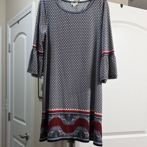 Max Studio Black and White Diamond Print Blouse